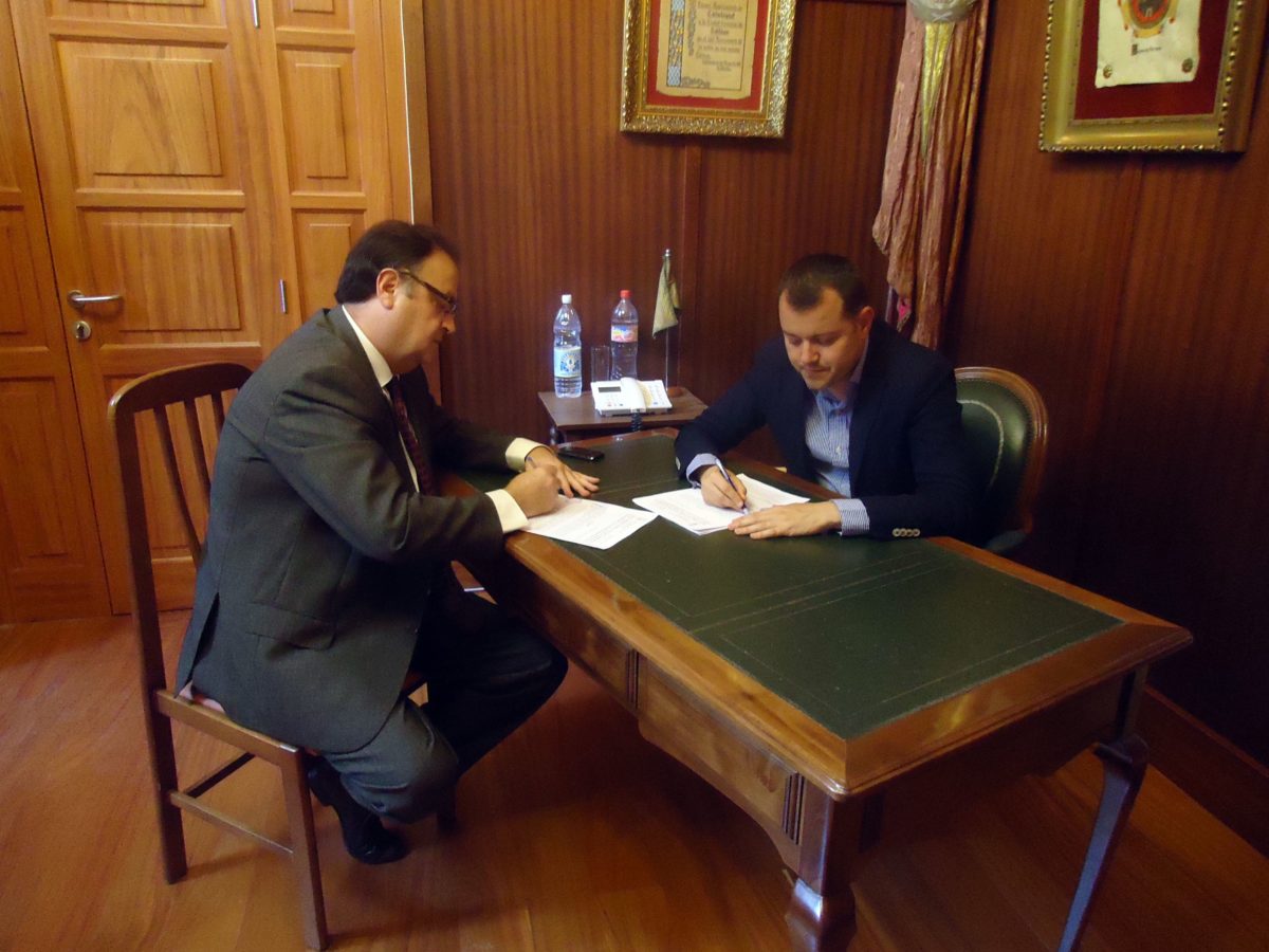El ayuntamiento logra la cesión de suelo para la mejora del acceso a Barranquillo El Vino