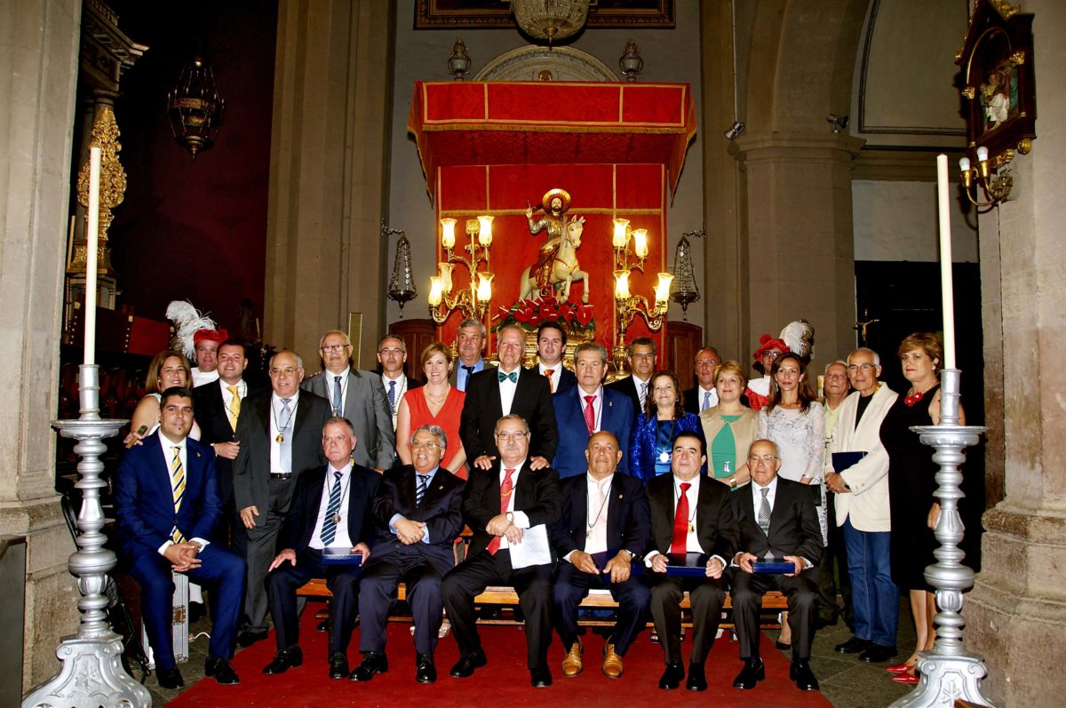 Solemne entrega en la Iglesia de Santiago de los títulos de Hijo Predilecto, Adoptivos y Medallas de Oro y Plata de la Ciudad