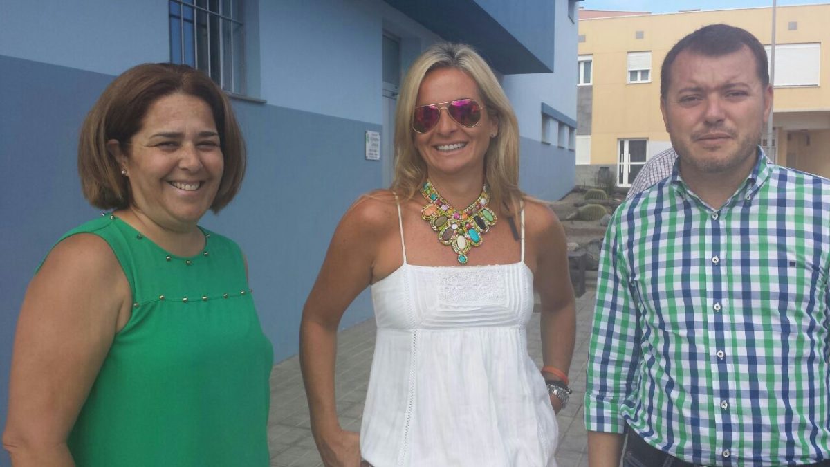 La gerente del IASS visita las obras de ampliación de la Residencia Genoveva Pérez de Barrial.