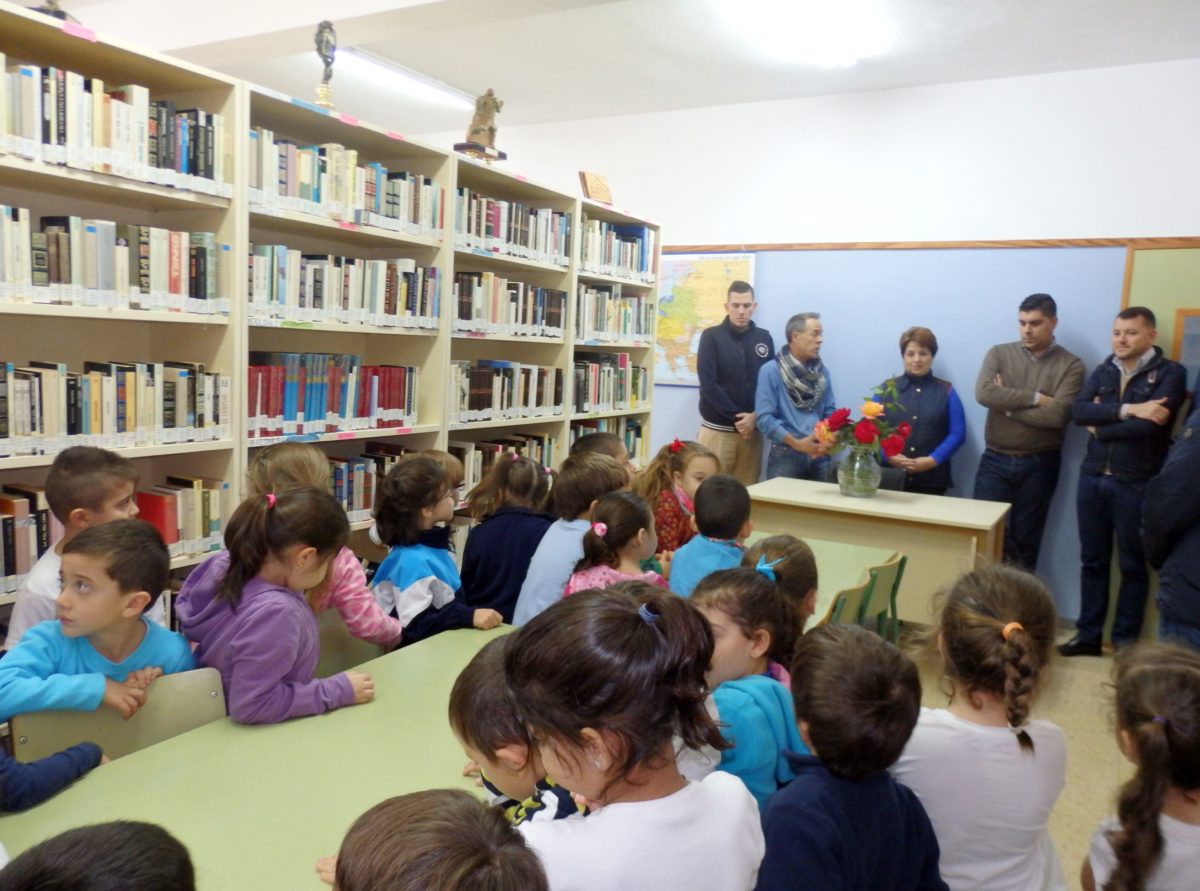 La concejalía de Educación, Archivo y Bibliotecas anima a utilizar los servicios  de las Bibliotecas de Barrio