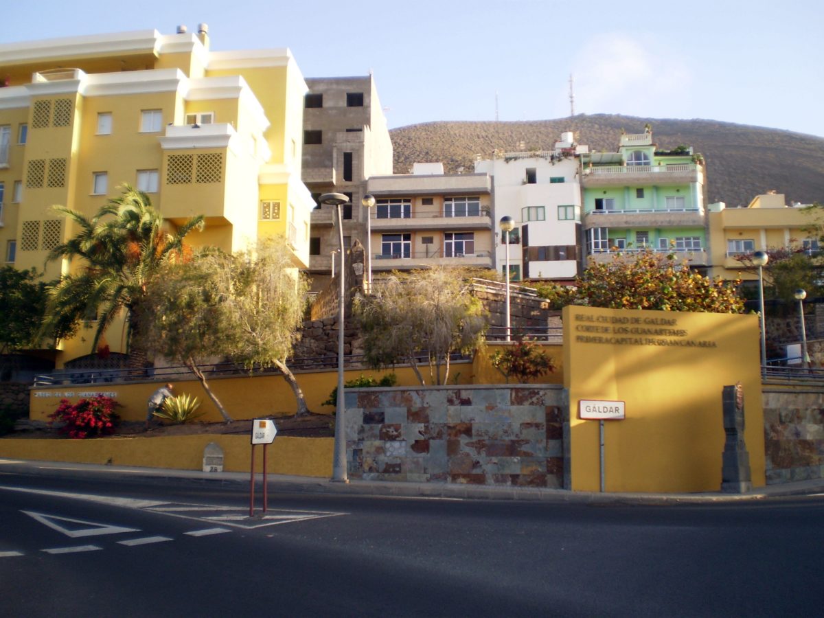A partir de las 10.00 horas de este viernes la entrada y salida de Gáldar se hará por Becerril para finalizar las obras de asfaltado en Bajada de las Guayarminas