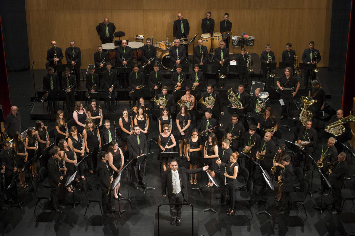 La Banda Municipal de Música de Gáldar rinde tributo a la música pop rock
