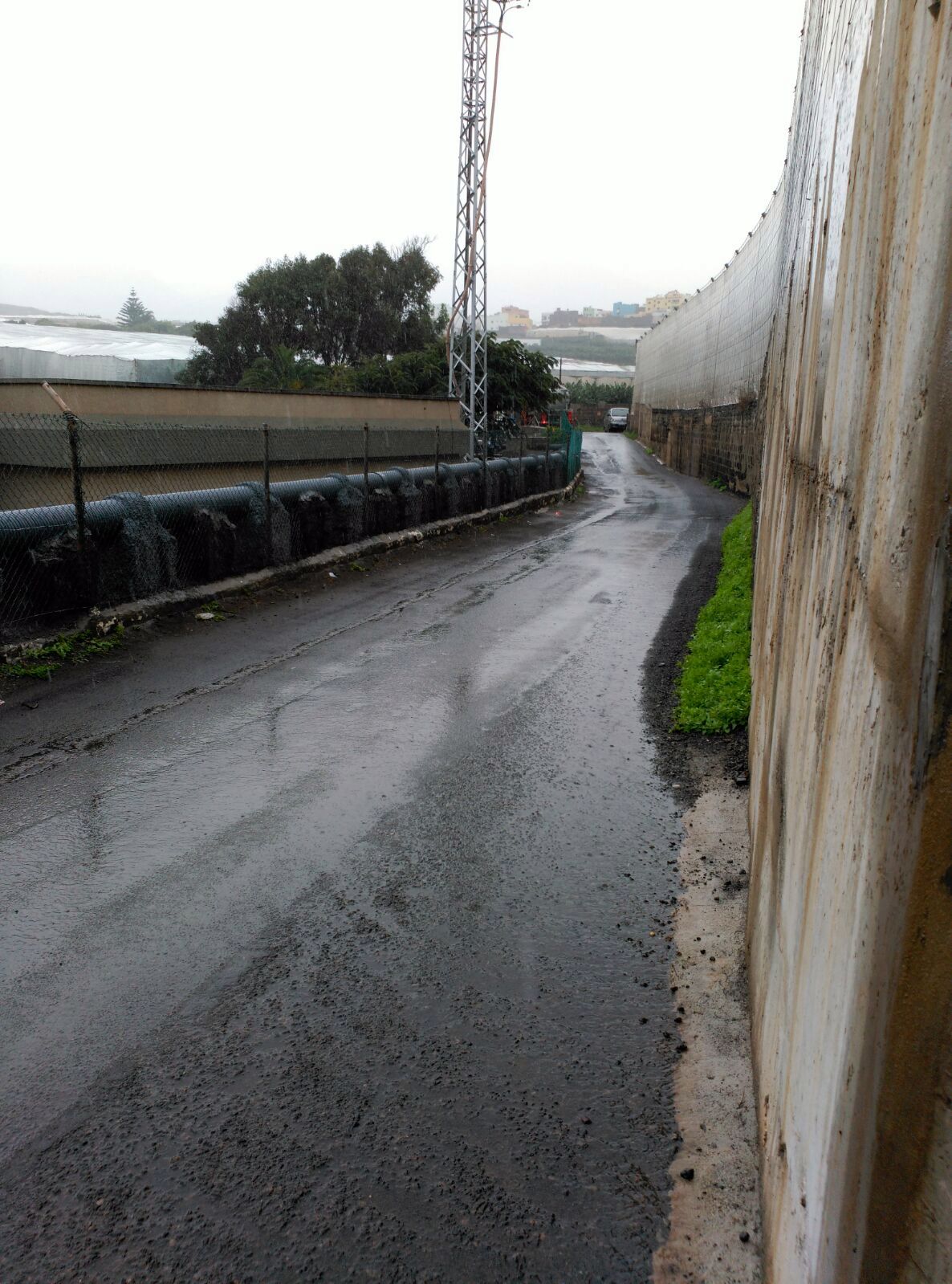 El Ayuntamiento da una solución definitiva a la acumulación de agua de lluvia junto a  la estación depuradora