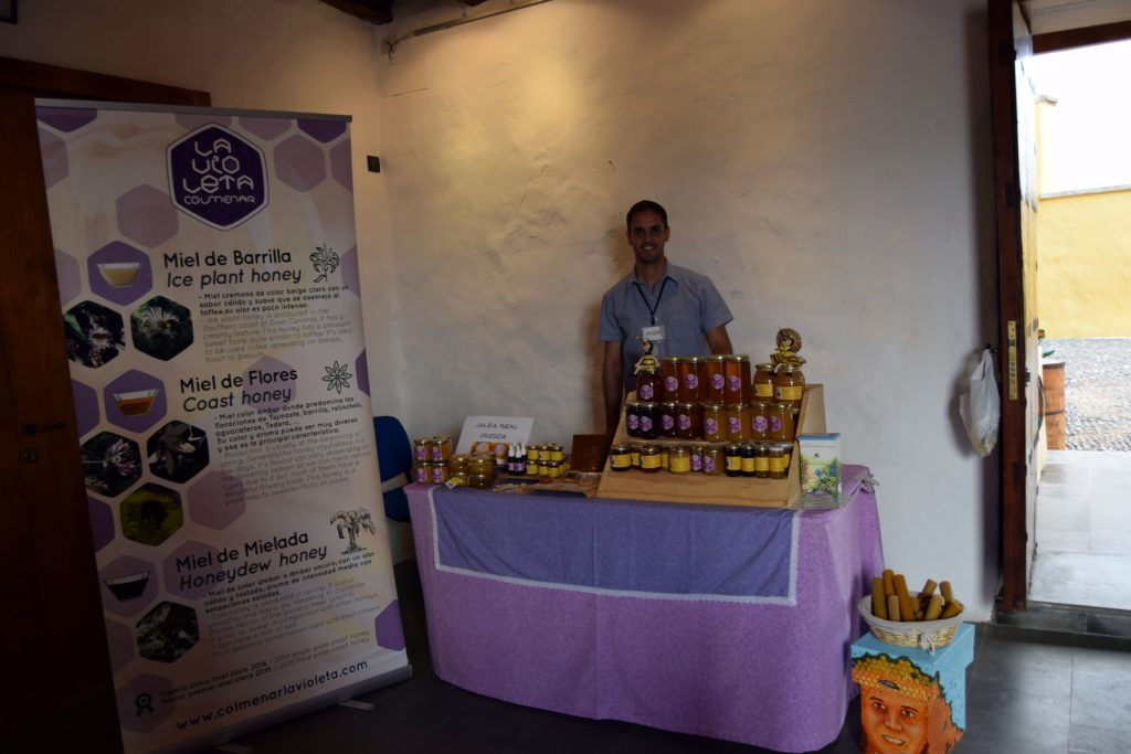 EXPOSICION AGUITA CON LA MODA6