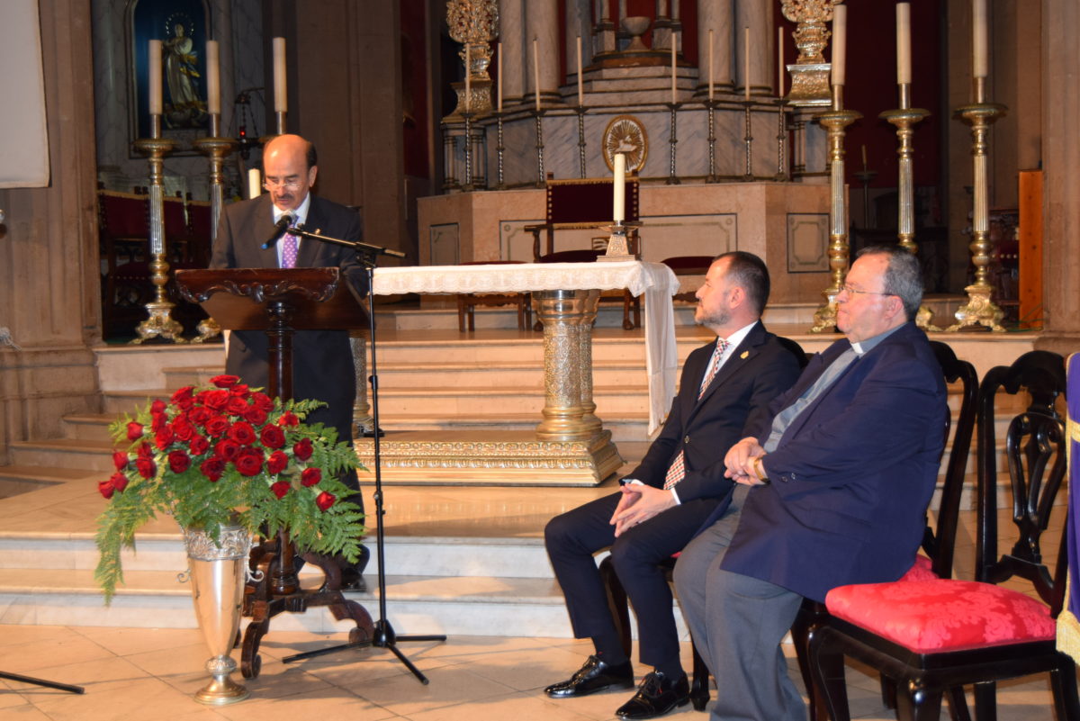 Santiago García Ramos pregona la Semana Santa, un tiempo de esperanza, ilusión y recogimiento