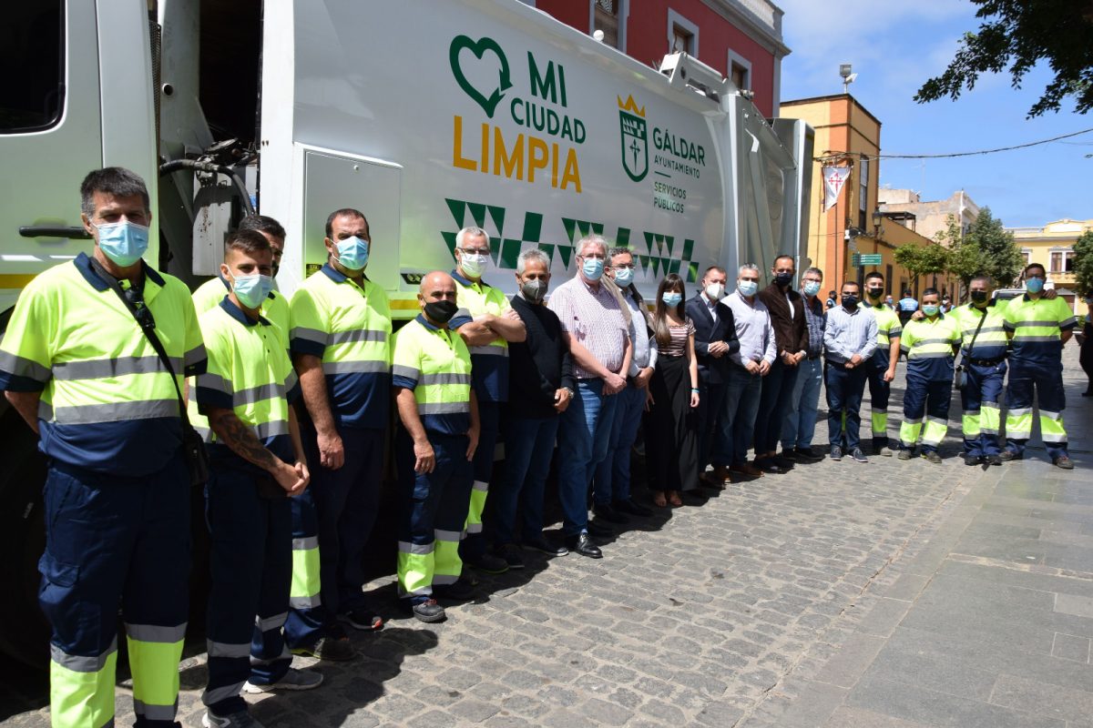 Gáldar presenta el nuevo servicio provisional de recogida de residuos