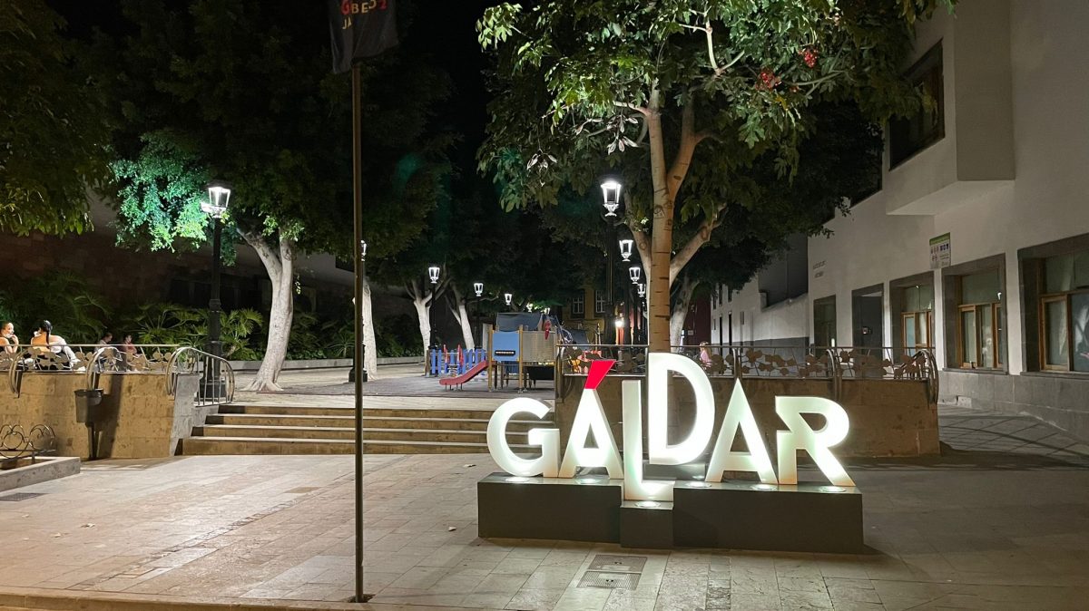 La Plaza de los Faycanes luce su nuevo alumbrado con tecnología led