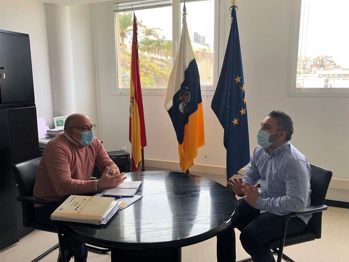 Reunión de trabajo del concejal de Deportes con el director general de Deportes del Gobierno de Canarias